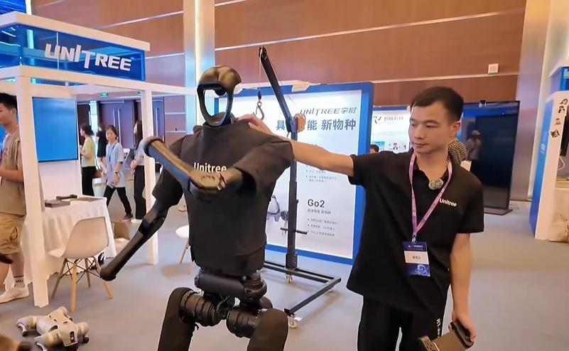 「央广时评」促进数字技术与制造业深度融合 让中国“智”造释放更多活力